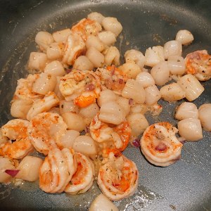 The practice step that looks face of very solemn Italian butter seafood 15