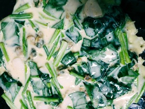 The practice measure of spinach seafood cake 6
