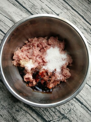 The practice measure of chest of sweet juice pork 2