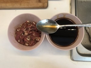 黒胡pepperイタリアの顔の練習尺度1