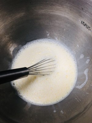 Egg whip is simple edition (entire egg + milk + candy) practice measure 3