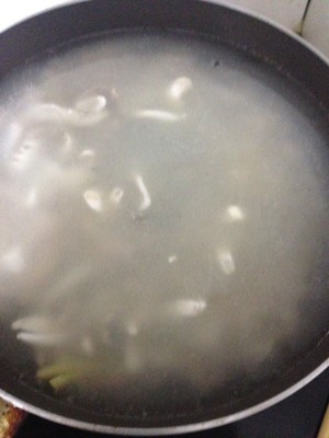 The practice measure of soup of cuttlefish pig abdomen 7