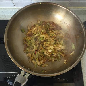 The practice measure of vermicelli made from bean starch of the dish that fry a bag 2