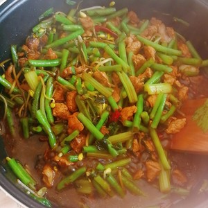 母の風味-河南は麺を蒸発させます（カバーされた鍋の中で、火のような役割の顔がゆっくりと火の上で沸騰します）  /にがり顔）練習方法7 