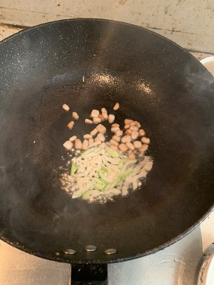 The practice measure of face of fried bean sauce 3