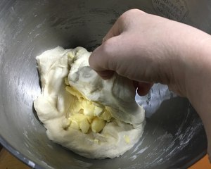 The practice measure that suckles sweet toast without the egg 12