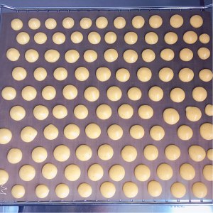 The practice measure of small biscuit of old flavour egg 14