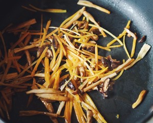 The practice measure of ginger noodles in soup 7