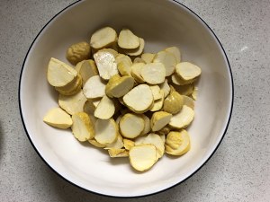 Chestnut local color is little fried practice measure 3