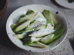 Liver mosses the practice measure of towel gourd 3