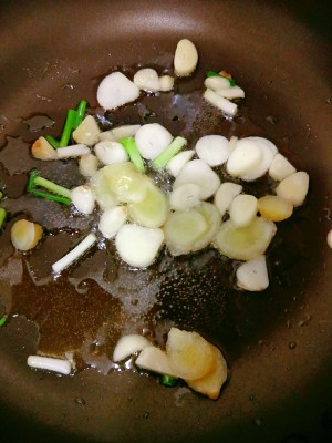 The practice measure of the man of hot pepper chicken that exceeds go with rice 8