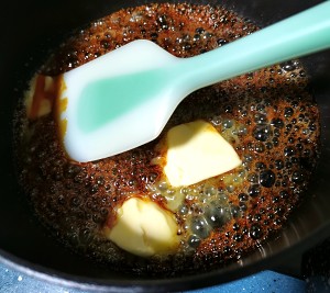 The practice measure of caramel sauce 6