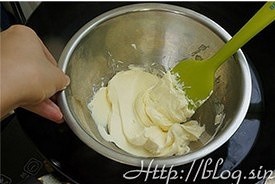 The practice measure of cake of light cheese of dough made with boiling water 1