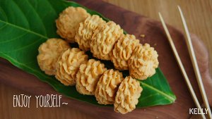One close lightly is changed namely crisp carry floret on the head to the precious Ni Qu Jiyun that drops broken bits / bake video biscuit piece the practice measure of 1 25