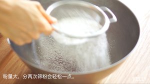The cake of light Kagong velvet that need not wipe a face / low card recipe + decorate doohickey + the method that squeeze a flower / bake video cake piece 11 " beautiful type cake " practice measure 11