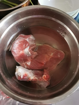The practice measure of face of Henan hotpot braise 1
