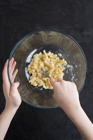 The malic honey that biscuit Xiaobai also can learn is oaten the practice measure of the bag 3