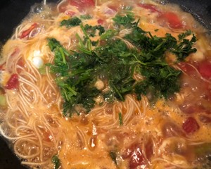Come ～ of bowl hot noodles in soup falls ill good in part practice measure 7