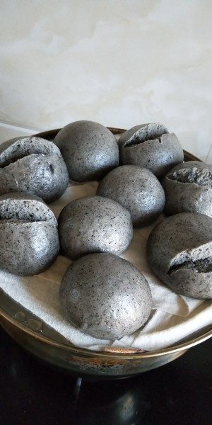 Spring filling calcium? Darling complementary the practice measure of the steamed bread of black sesame seed that eat 4