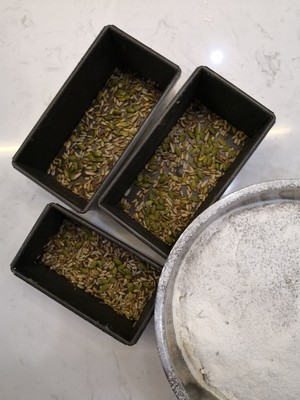 The practice measure that Europe of nut of natural and yeasty rye includes 3