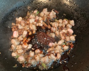 The practice measure of face of fried bean sauce 5
