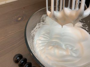 シリーズ初心者は、スポンジの消えたバブルチョコレートのケーキではないようにします(飛ぶのが美味しいです。 図)練習対策6