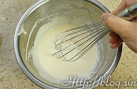 The practice measure of cake of light cheese of dough made with boiling water 3