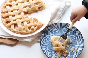 Hand of breakfast of 18 months of children catchs cake edition apple pie (low candy edition) practice measure 14