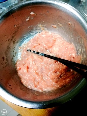 The practice measure of wonton of fresh pork of corn of shelled fresh shrimps 5