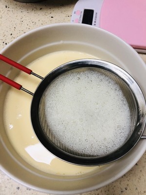 Egg whip is simple edition (entire egg + milk + candy) practice measure 4