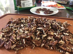 The practice measure of Pecan Pie of clique of fruit of green jade root 1