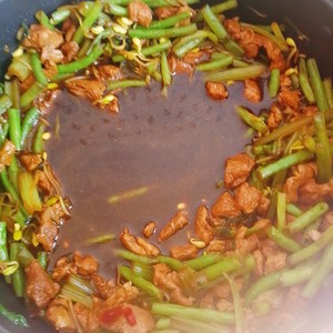 母の風味-河南は麺を蒸発させます（カバーされた鍋で火のような役割の面がゆっくりと火の上で沸騰します）  /にがり顔）練習メジャー8 