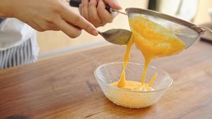 Yellow moon cake of grandma drifting a heart (without Ji Shifen / change syrup version) [graceful feed rude language] practice measure 4