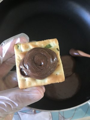 The practice measure of Niu Za biscuit 27