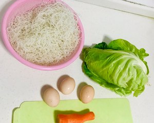 「キャベツの卵フライは豆澱粉1から作った春雨を揚げる練習方法」