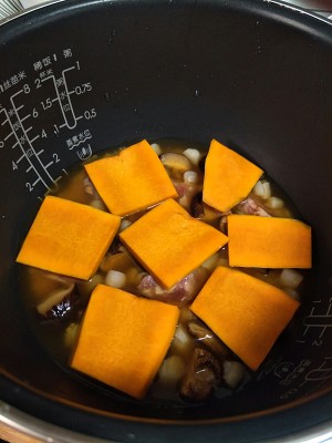 The practice measure of meal of pumpkin of dried scallop oyster sauce 4