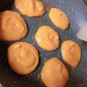 Suckle sweet pumpkin cake, the practice measure that fries chicken to suit a child to eat ~ 6