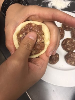 Fresh pork moon cake (lardy leave crisp, need not wake Chinese style big package that await is crisp) practice measure 17