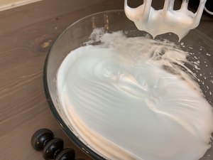 The novice makes one of series surely perfect sponge cake (super- soft and wet use a figure completely) practice measure 6