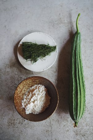 Liver mosses the practice measure of towel gourd 1