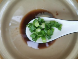 脂身の多いスープのそば粉を減らす練習方法6 
