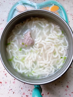 The practice measure of face of chop celery shelled fresh shrimps 3