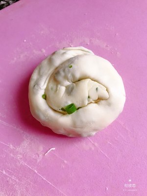 Green deep-fried dough cake (different, water adds flour water absorption slowly) practice measure 4