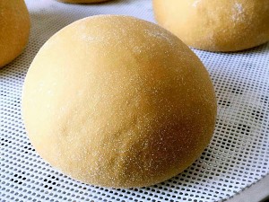 The brown sugar steamed bread that having biscuit mouthfeel (ferment) practice measure 6