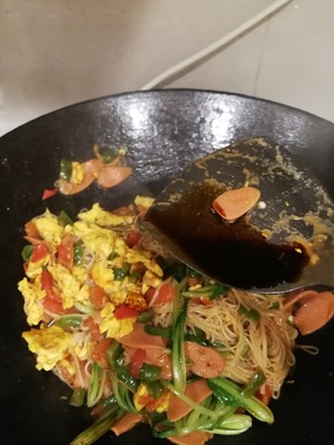 The practice measure that exceeds chow mien of assorted of delicate deft hand 12