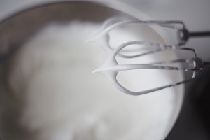 The practice measure of cake of evaporate of appetizing black rice 7