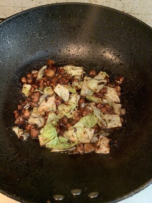 The practice measure of face of fried bean sauce 6