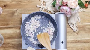The family is grabbing those who eat [goatherd is sent] flower pattern is simple and traditional the practice measure of arrange 9