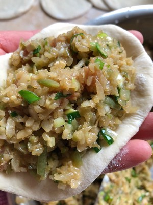 Shandong big steamed stuffed bun (record piece) practice measure 3