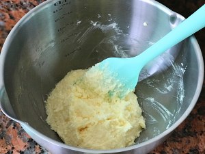 Shredded coconut stuffing is crisp (simple quick worker) practice measure 3